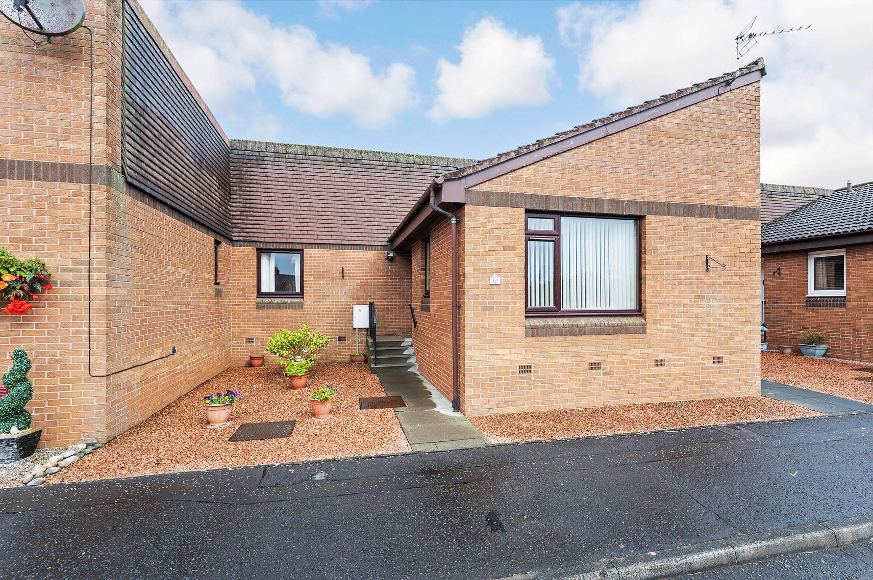 10 Wallsend Court, DUNFERMLINE, KY12 9BE